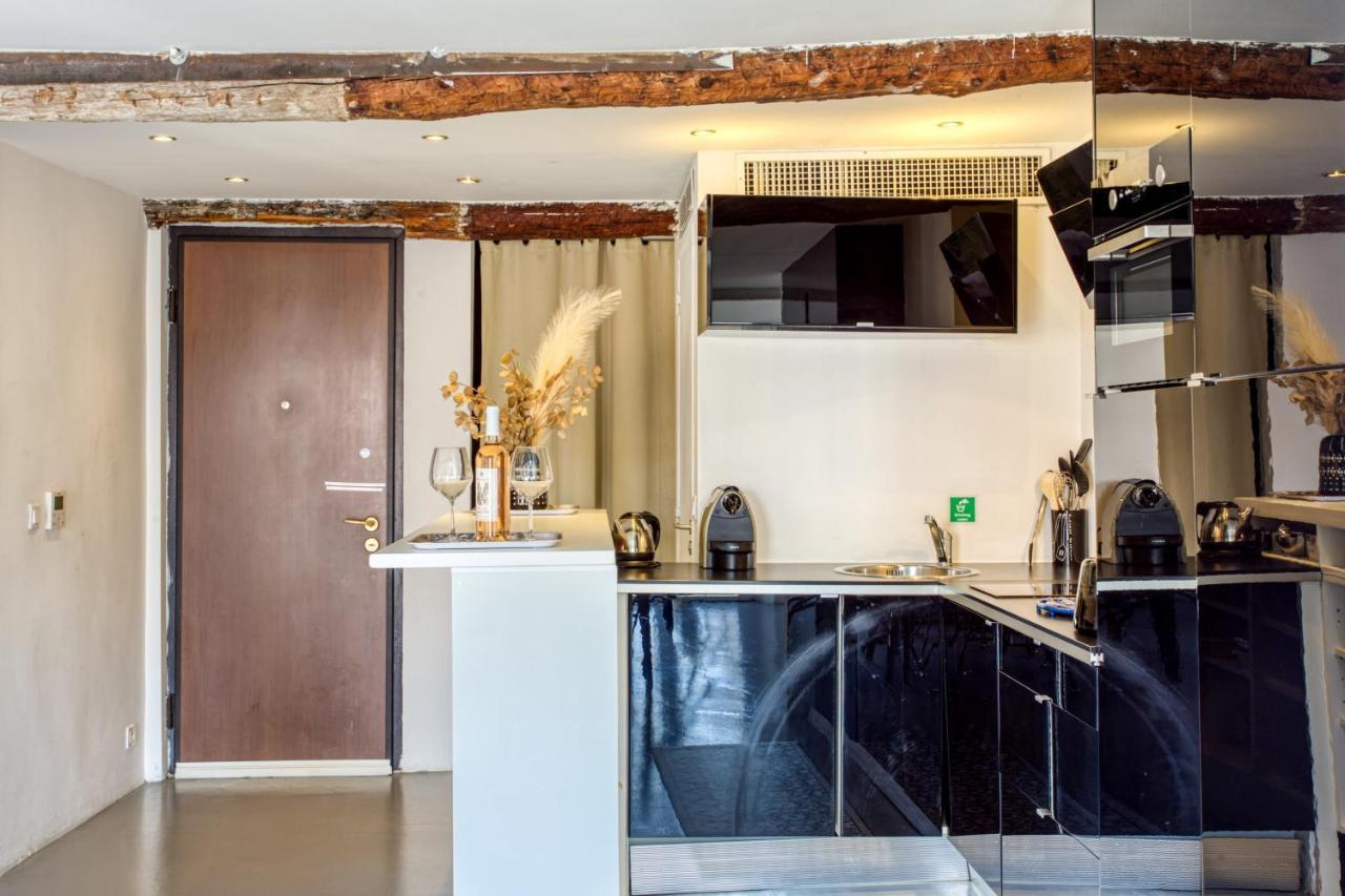 Ross 5- F2, Lumineux, Balcon, Loft, Clim, Vieux-Nizza Kültér fotó